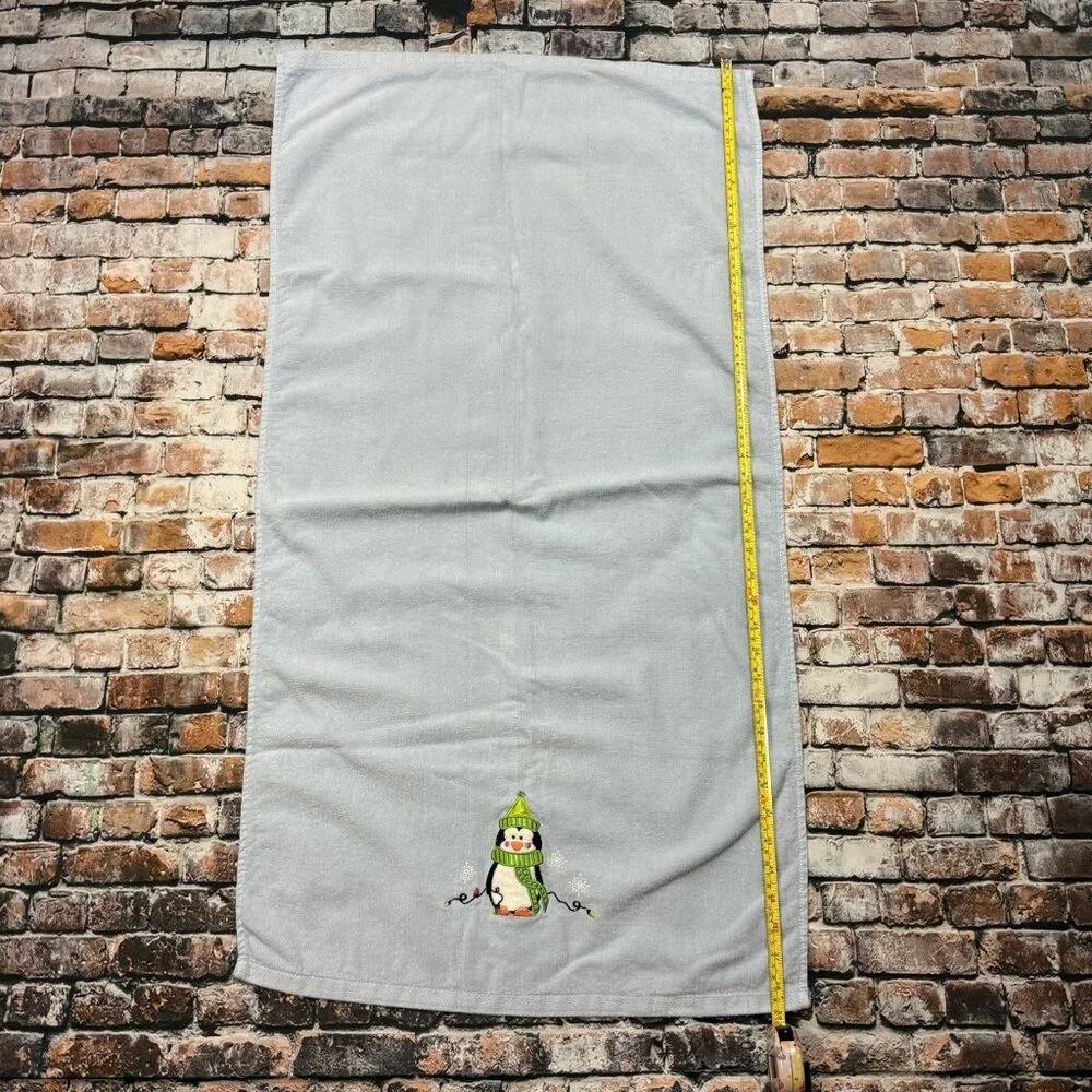 Vintage Trim a Home Bath Towel Set with Penguin - 1 Full Size \ 2 Hand Towels